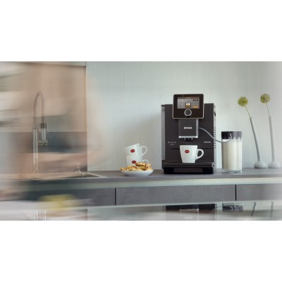 Кофемашина NIVONA CafeRomatica 2.2л, зерно + молоко, автомат.капучинатор, аторецептов - 9, черный (NICR960)
