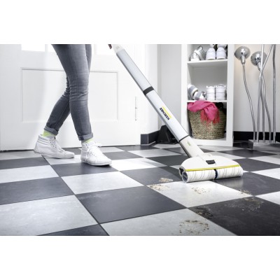 Машина поломоечная ручная Karcher FC 3 Cordless Premium + набор моющих средств (9.611-323.0)