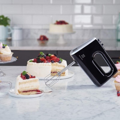 Купити Миксер Electrolux ручной 450Вт, насадки-4, турборежим, черный (EHM3310)