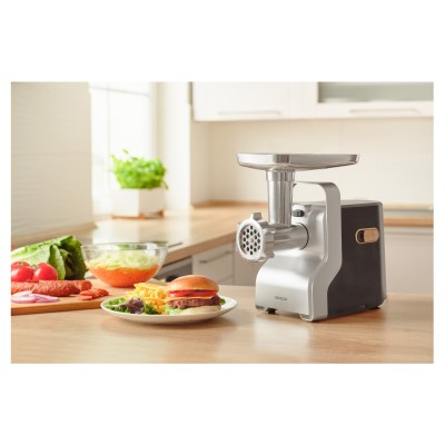 Мясорубка Sencor, 2100Вт, 2.2кг/мин, 3 решетки, насадка для колбас, кеббе, пластик/металл, черно-серебристый (SMG6400SL)