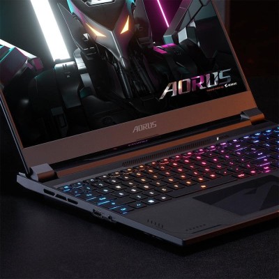 Ноутбук AORUS 15.6 QHD, Intel i7-13700HX, 16GB, F1TB, NVD4070-8, DOS, черный (AORUS_15X_ASF-83KZ654SH)