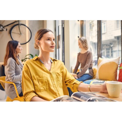 Купити Ноутбук HP 17-ca2011ur 17.3FHD IPS AG/AMD R3 3250U/8/256F/int/DOS/Silver (104M6EA)