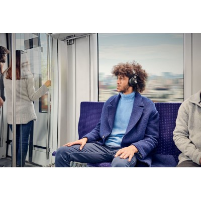 Купити Ноутбук HP 17-ca2011ur 17.3FHD IPS AG/AMD R3 3250U/8/256F/int/DOS/Silver (104M6EA)