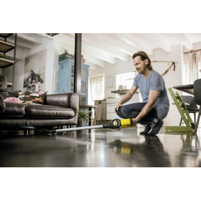 Пылесос Karcher VC 6 my Family, 80Вт, конт пыл -0.8л, автон. робота до 50мин, вес-2.55кг, НЕРА, турборежим, желтый (1.198-660.0)