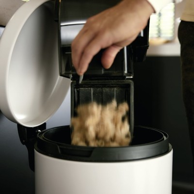 Пылесос Miele контейнерный, 890Вт, сухая уборка, конт пыль -1л, Silence AirClean, Технология Vortex, белый (41NRF001UA)