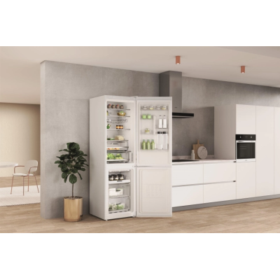 Холодильник WHIRLPOOL W7X 92O W H UA