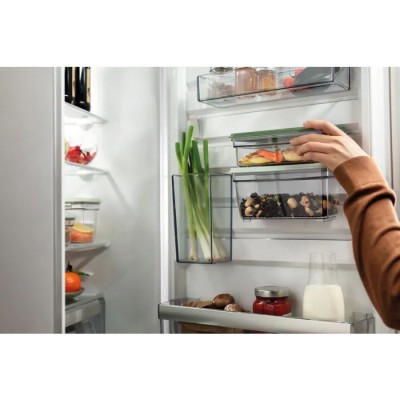 Вакууматор Electrolux для многоразовых пакетов/контейнеров, 4Вт, механическое управл., +3 контейнера, пластик, серый (EVFK1+)