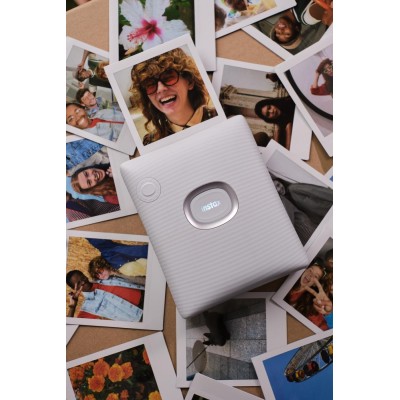 Портативний кольоровий фотопринтер FUJI Instax LINK SQ WHITE EX D Білий Портативний кольоровий фотопринтер FUJI Instax LINK SQ WHITE EX D Білий