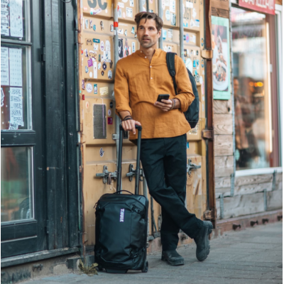 Дорожні сумки і рюкзаки THULE Chasm Carry-On 55cm/22" 40L TCCO-222 (Чорний)
