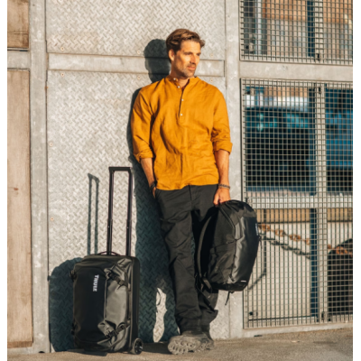 Дорожні сумки і рюкзаки THULE Chasm Carry-On 55cm/22" 40L TCCO-222 (Чорний)