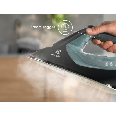 Праска ELECTROLUX E8SI2-6OG Праска ELECTROLUX E8SI2-6OG