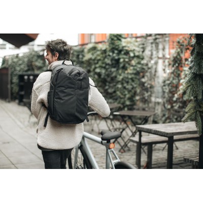 Дорожні сумки і рюкзаки THULE Aion Travel Backpack 28L TATB128 (Black) Дорожні сумки і рюкзаки THULE Aion Travel Backpack 28L TATB128 (Black)