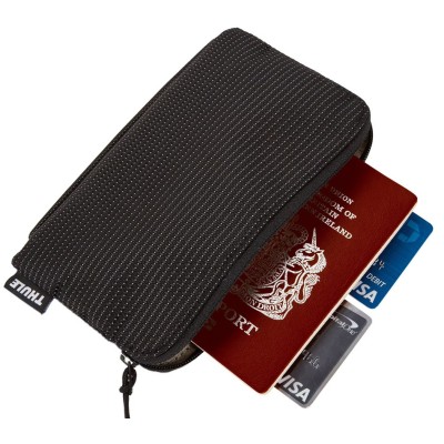 Дорожні сумки і рюкзаки THULE Crossover 2 Travel Organizer C2TO101 (Чорний) Дорожні сумки і рюкзаки THULE Crossover 2 Travel Organizer C2TO101 (Чорний)
