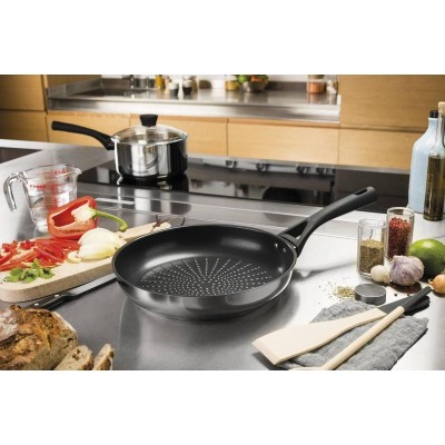 Сковорода PYREX EXPERT Touch сковорідка 20см б/кришки (ET20BFX/7646) Сковорода PYREX EXPERT Touch сковорідка 20см б/кришки (ET20BFX/7646)