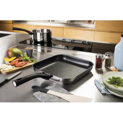 Сковорода PYREX EXPERT Touch сковорідка Grill 28см б/кришки (ET28BHX/7644) Сковорода PYREX EXPERT Touch сковорідка Grill 28см б/кришки (ET28BHX/7644)