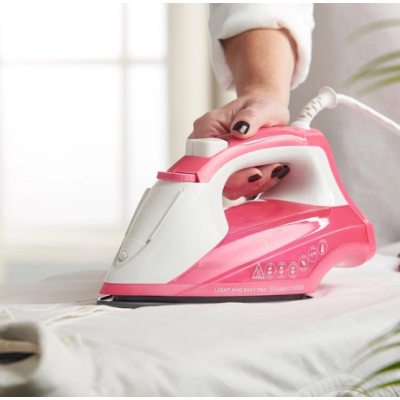 Праска RUSSELL HOBBS 26461-56 Light & Easy Pro Iron білий+ рожевий