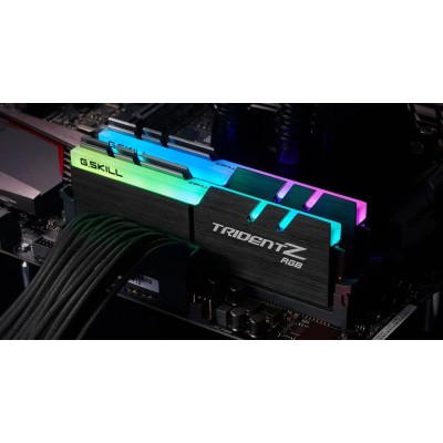 Набір з двох модулів пам'яті 32GB PC28800 DDR4 K2 F4-3600C18D-32GTZR G.SKILL Набір з двох модулів пам'яті 32GB PC28800 DDR4 K2 F4-3600C18D-32GTZR G.SKILL