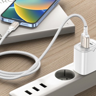Кабель Proove Dense Metal Micro USB 2.4A (1m) (CCDM20001302) White
