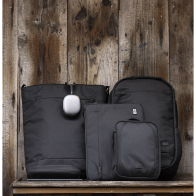 Рюкзаки міські CASE LOGIC Invigo Eco 14" INVIBP-114 (Чорний) Рюкзаки міські CASE LOGIC Invigo Eco 14" INVIBP-114 (Чорний)