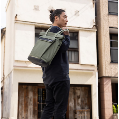 Сумки Portable THULE Paramount Crossbody Tote 22L PARATB-3116 (Чорний) Сумки Portable THULE Paramount Crossbody Tote 22L PARATB-3116 (Чорний)