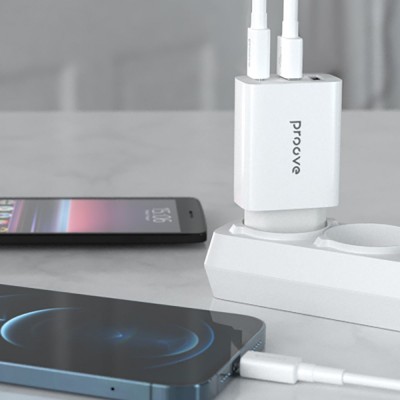 Зарядний Пристрій Proove Rapid 30W (2 USB + Type-C) (WCRP30210002) White