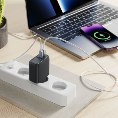 Зарядний Пристрій Proove Shot GaN 67W (2Type-C + USB) (WCSG67120002) White