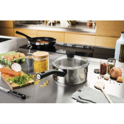 Ківш PYREX EXPERT Touch ковш 18см з кришкою (ET18APX/7244)