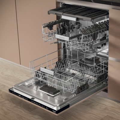 Вбуд. посудомийка HOTPOINT ARISTON HM7 42 L