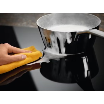 Варильна поверхня Electrolux індукційна, 30см, Доміно, чорний (LIT30230C)