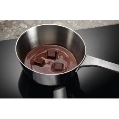 Варильна поверхня Electrolux індукційна, 60см, датчик кипіння, Hob2Hood, чорний (EIS62443)