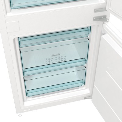 Вбуд. холодильник з мороз. камерою Gorenje, 177х55х54см, 2 двері, 180(68)л, А+, NF+, Зона св-ті, Внутр. Диспл, Білий (NRKI418EE1