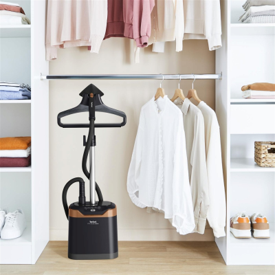 Відпарювач Tefal вертикальний Pro Style Care, 2000Вт, 1300мл, постійна пара - 42гр, чорно-золотий (IT8480E1)