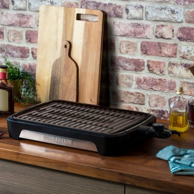 Гриль George Foreman барбекю Smokeless BBQ Grill 1606Вт, темп. режимів-3, з`ємні пластини, пластик, чорний (25850-56)