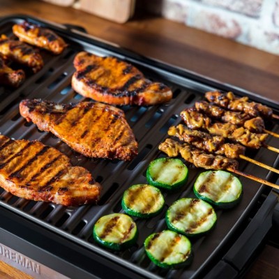 Гриль George Foreman барбекю Smokeless BBQ Grill 1606Вт, темп. режимів-3, з`ємні пластини, пластик, чорний (25850-56)