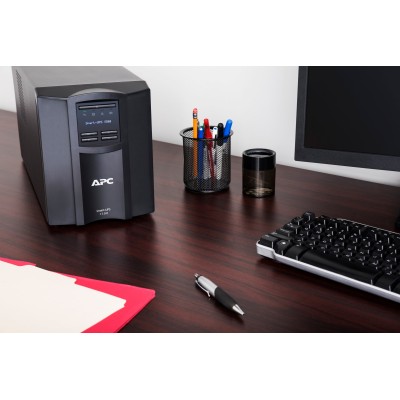 Джерело безперебійного живлення APC Smart-UPS 1500VA/1000W, LCD, USB, SmartConnect, 8xC13 (SMT1500IC)
