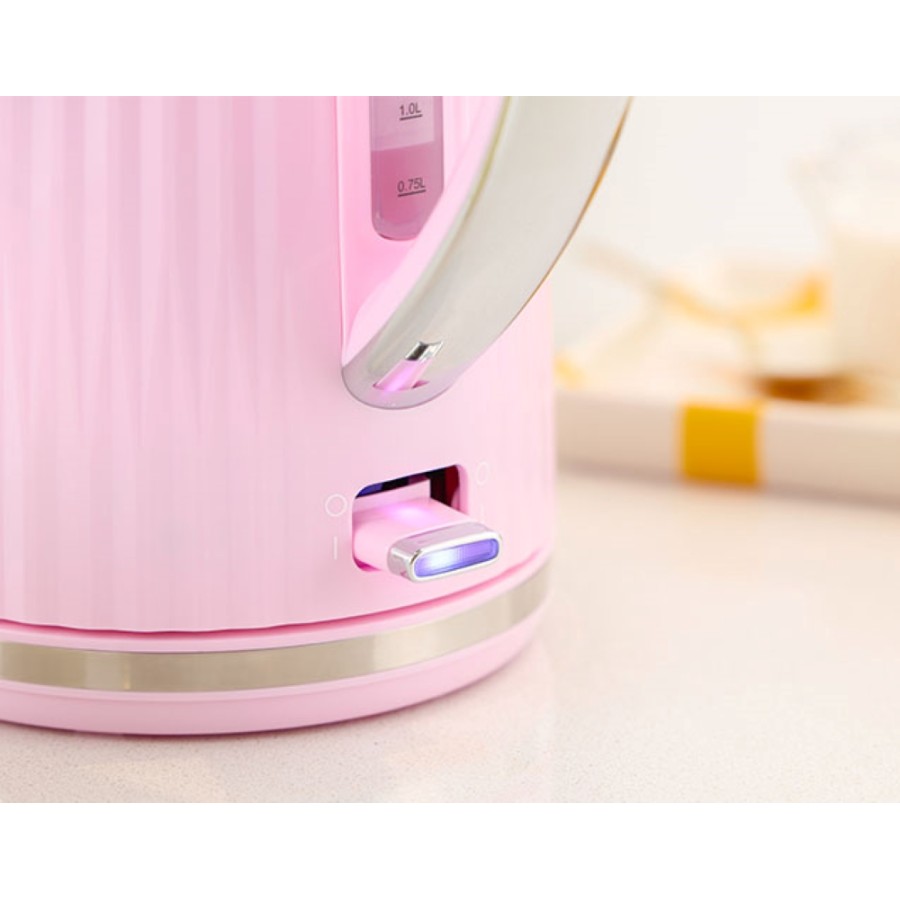 Електрочайник Russell Hobbs Eden, 1.7л, нержавіюча сталь, пластик, малиновий (27362-70) Електрочайник Russell Hobbs Eden, 1.7л, нержавіюча сталь, пластик, малиновий (27362-70)