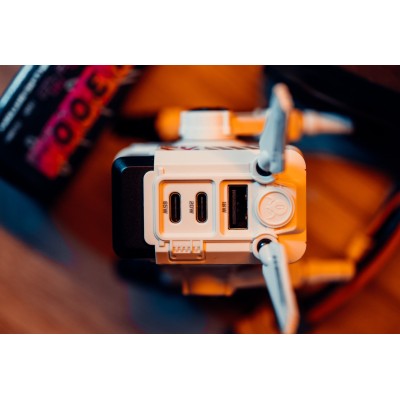 Зарядний пристрій мережевий GravaStar Alpha65 65Вт 2XUSB-C/USB-A, білий (GRAVASTARA65_WHT_EUK)