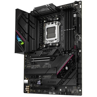 Материнcька плата ASUS ROG STRIX B650E-F GAMING WIFI sAM5 B650 4xDDR5 M.2 HDMI DP WiFi BT ATX (90MB1BQ0-M0EAY0)
