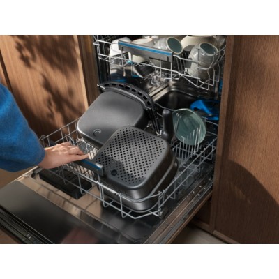 Мультипіч Electrolux 1350Вт, чаша-3.3л, сенсорне керування, 5 авто. програм, пластик, чорний (EAF3B) Мультипіч Electrolux 1350Вт, чаша-3.3л, сенсорне керування, 5 авто. програм, пластик, чорний (EAF3B)