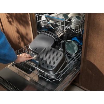 Мультипіч Electrolux 1500Вт, чаша-5л, сенсорне керування, 5 авто. програм, пластик, чорний (EAF5B)