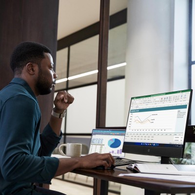 Комп'ютер персональний моноблок HP ProOne 440-G9 23.8" FHD IPS AG, Intel i5-13500T, 16GB, F512GB, UMA, WiFi, кл+м, 3р, DOS, чорн