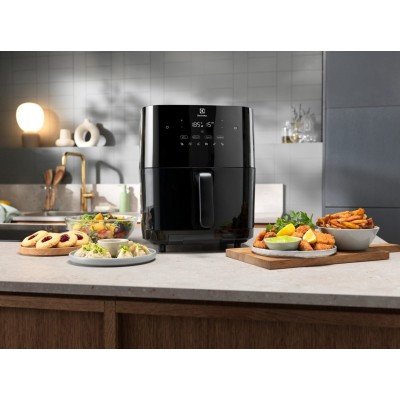 Мультипіч Electrolux 1800Вт, чаша-6.8л, сенсорне керування, 6 авто. програм, пара, пластик, чорний (EAF7SB)