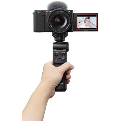 Об'єктив Sony 10-20mm f/4.0 G для NEX (SELP1020G.SYX) Об'єктив Sony 10-20mm f/4.0 G для NEX (SELP1020G.SYX)