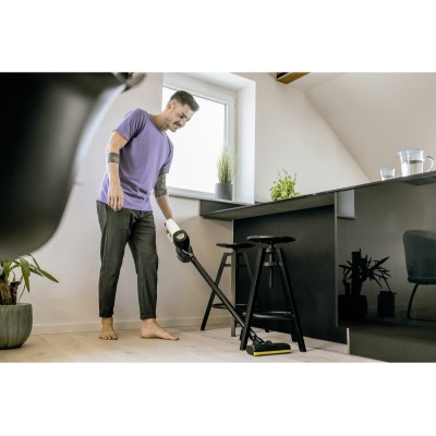 Пилосос Karcher безпровідний VC 4 Cordless myHome, конт пил -0.65л, автон. робота до 30хв, вага-2.4кг (1.198-630.0)
