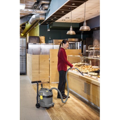 Пилосос професійний Karcher NT 22/1 Ap, 1300Вт, 249мБар, контейнер 22л, 5.7кг (1.378-600.0)
