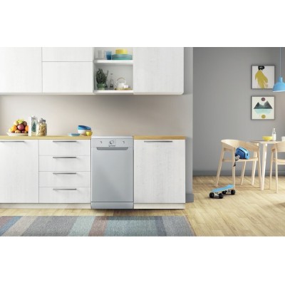 Посудомийна машина Indesit, 10компл., A+, 45см, сріблястий (DSCFE1B10SRU)