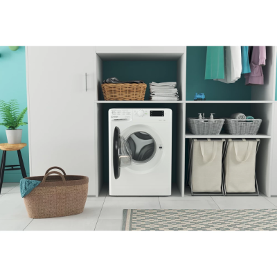 Пральна машина Indesit фронтальна, 6кг, 1000, A+++, 43см, дисплей, люк чорний, білий (OMTWSE61051WKUA)
