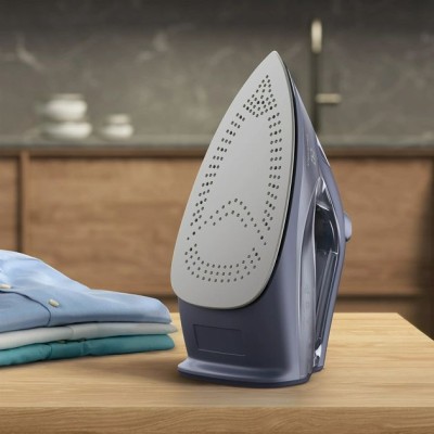 Праска Electrolux, 2500Вт, 330мл, паровий удар 200гр, керам. підошва, блакитний (E6SI1-4MN)
