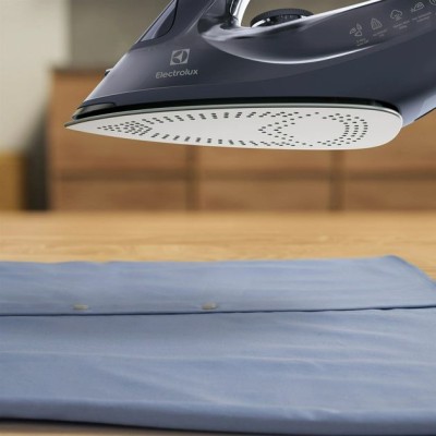 Праска Electrolux, 2500Вт, 330мл, паровий удар 200гр, керам. підошва, блакитний (E6SI1-4MN)
