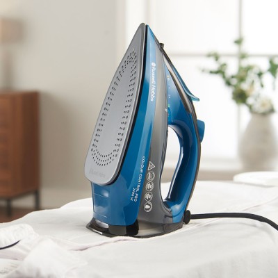 Праска Russell Hobbs Colour Control Pro, 2400Вт, 380мл, паровий удар -185гр, самоочищування, індик.температури, керам. підошва, 